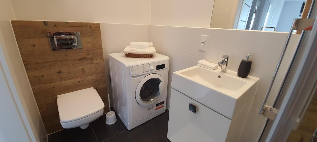 Apartament Krakowska Prestige Leilighet Wrocław Eksteriør bilde